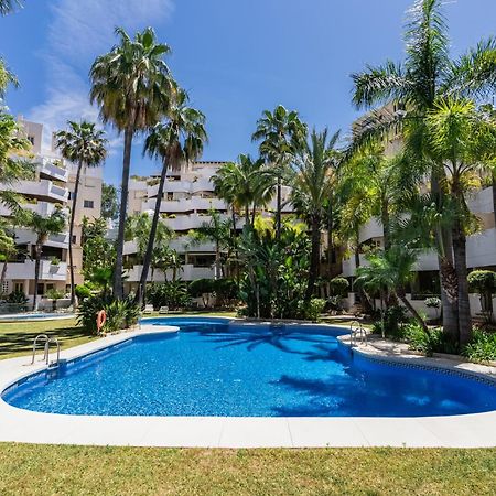 Molo Residences Boutique Apartments & Spa Марбелья Экстерьер фото