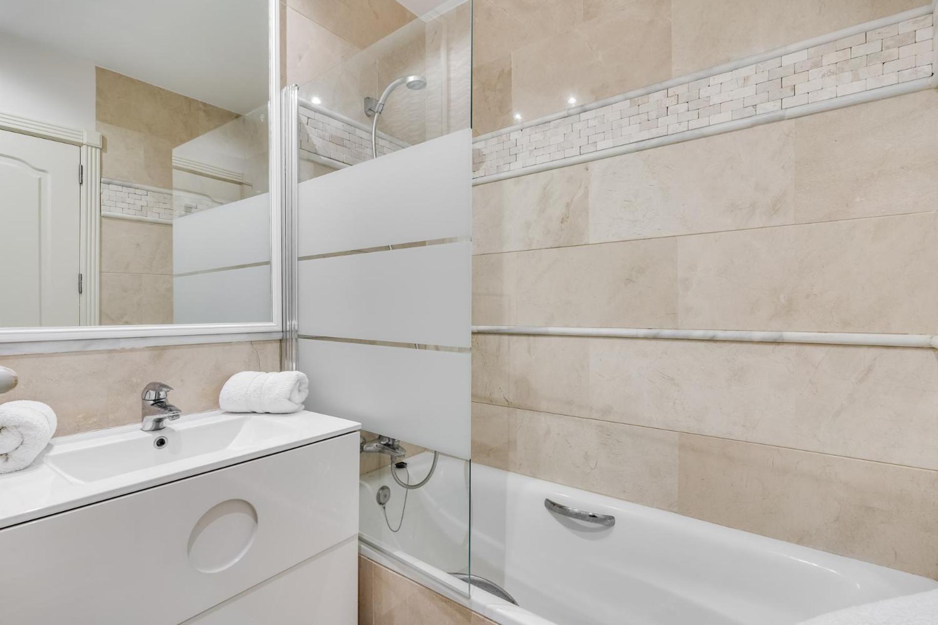 Molo Residences Boutique Apartments & Spa Марбелья Экстерьер фото