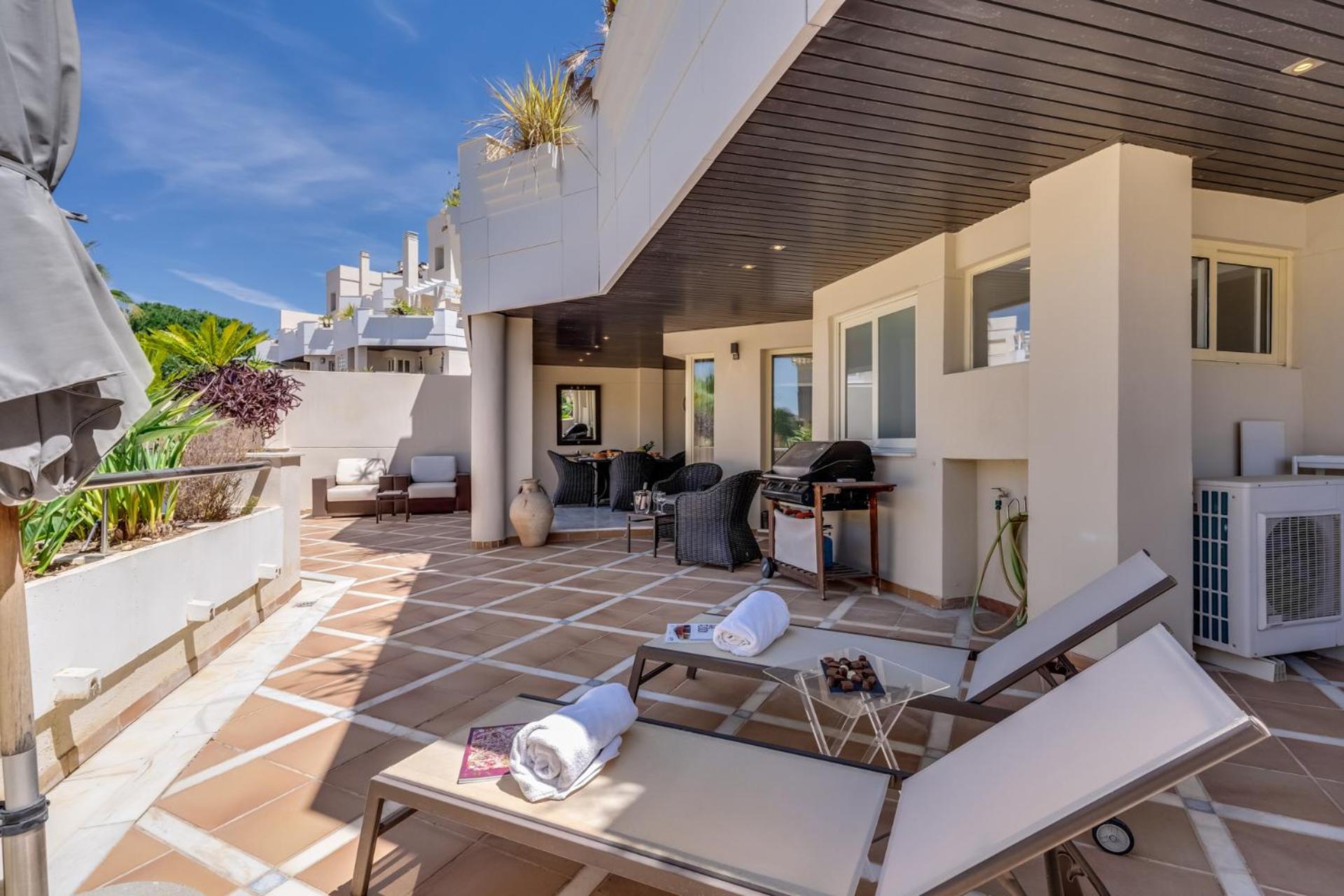 Molo Residences Boutique Apartments & Spa Марбелья Экстерьер фото