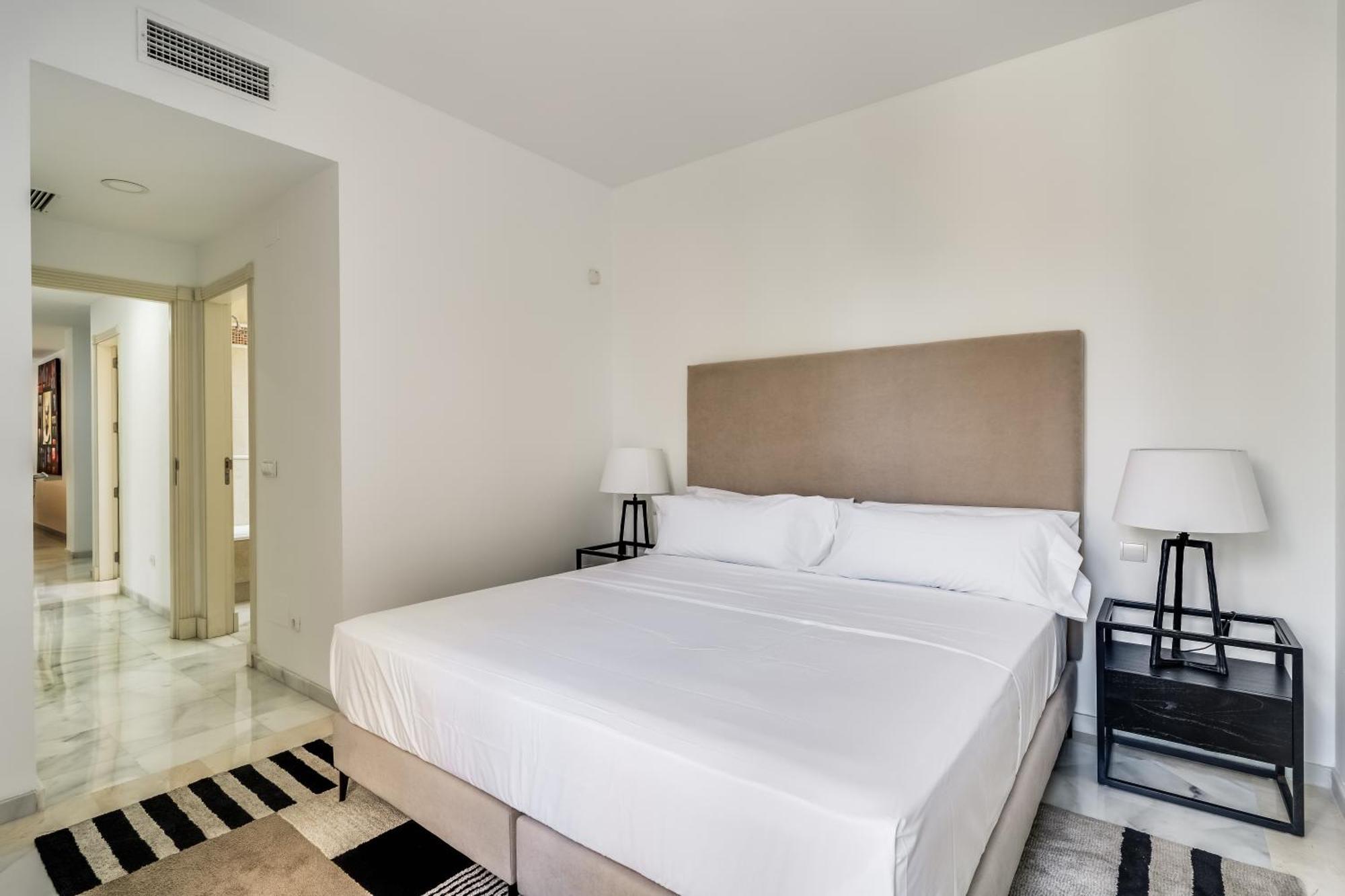 Molo Residences Boutique Apartments & Spa Марбелья Экстерьер фото