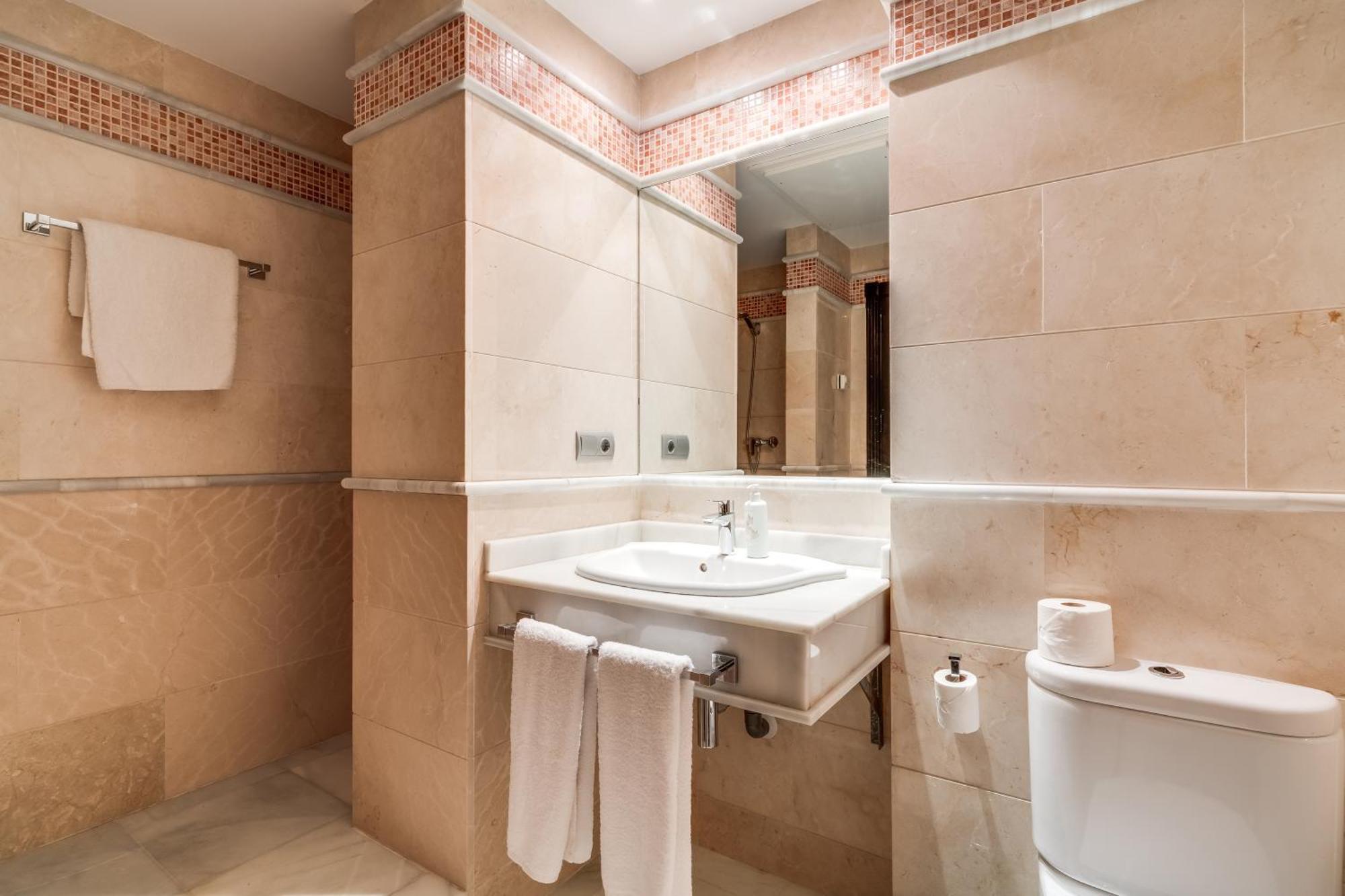 Molo Residences Boutique Apartments & Spa Марбелья Экстерьер фото